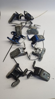 Toyota verso 09-18r петли дверь левый задняя комплект фото №1