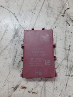 Модуль шлюз toyota corolla e21 89111-02041 блок управления фото №1