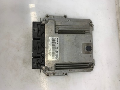 COMPUTADOR DEL MOTOR RENAULT 0281030135 237101074R  