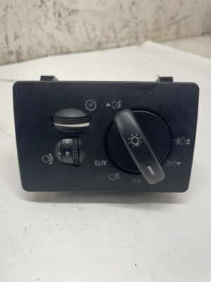 Ford focus 2009 панелі керування, перемикачі фото №1