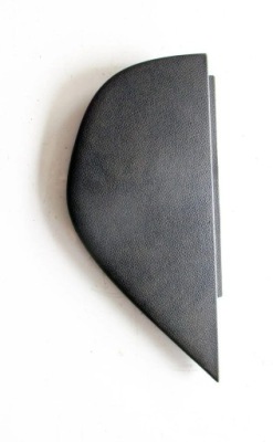 Vw golf vi захист консолі права 5k0858248 фото №1