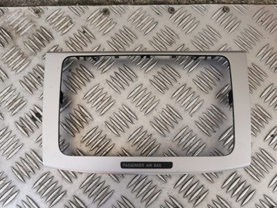 Vw passat cc оригінальний номер рамка консолі 3c0858059ae фото №1