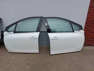 Двері перед передні peugeot 2008 i 13- фото №1