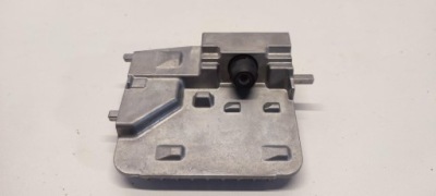 Mazda 2 toyota yaris iv камера передня асистент поперечина 8646c-52230 фото №1