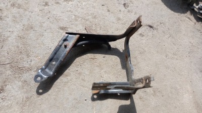 Кронштейн корзина насоса підсилювача ford c-max 05r фото №1