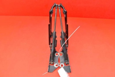 Петля петлі кришки jaguar xf x250 11-15 фото №1