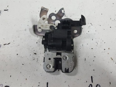 Rapid 12r- liftback замок крышки багажника задняя фото №1