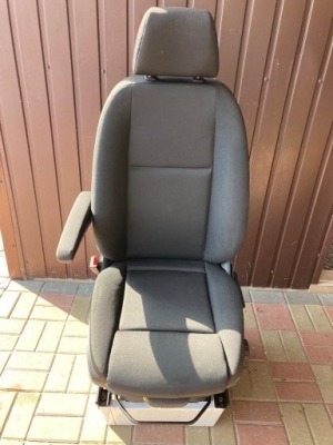 Сидіння водія sprinter 907- amortyzowany фото №1