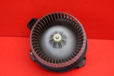Воздуходувка вентилятор обдув eu av272700-8103 toyota auris 1 i 06-09 фото №1