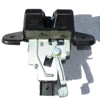 Замок кришки багажника kia rio iv фото №1