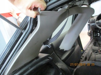 Audi a3 8l версия 4d задние стойки багажника левая фото №1