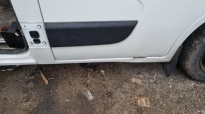 Правый передний порог renault master 3 iii opel movano nissan nv400 фото №1