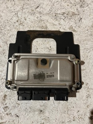 Блок керування двигуна peugeot 307 1.6 9654823880 фото №1