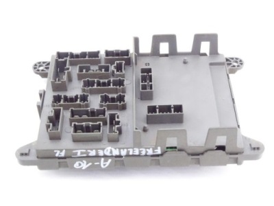 Land rover freelander i 96-06 1.8 16v коробка запобіжників фото №1