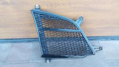 Scania s,r 2017 - сітка решітка верхній права 2307648 оригінал фото №1