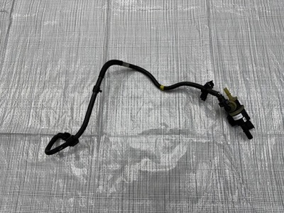 Клапан вакуумa провода maserati granturismo m189 670162028 фото №1