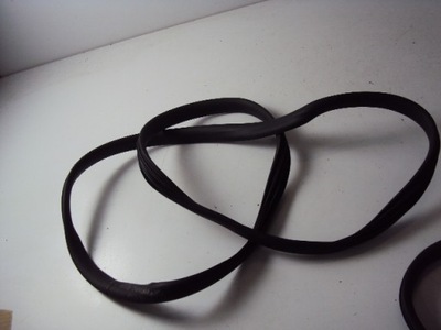 Прокладка дверь левый задняя dacia duster ii 17- фото №1