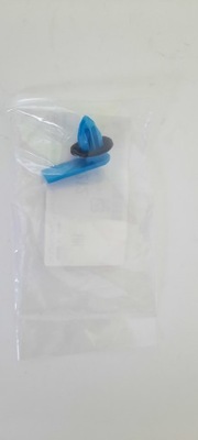 Кліпса спойлера subaru impreza gp7 оригінальний номер nowa фото №1