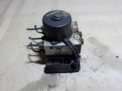 Voyager насос abs 04686702ae фото №1