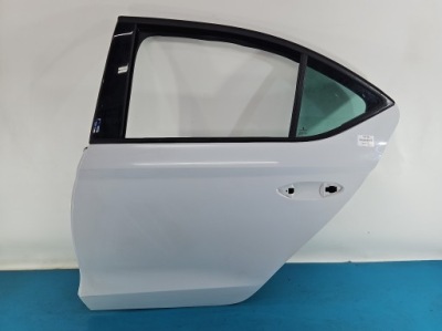Двері задній ліва skoda octavia iv hb ls9r фото №1