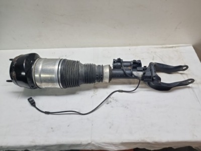 Mercedes w292 gle coupe амортизатор airmatic правий перед фото №1