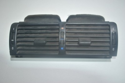 Решітка обдув середня bmw e46 8361895 фото №1