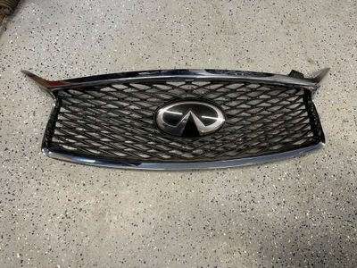 Infiniti q30 решітка радіатора решітка радіатора фото №1
