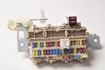 Renault kadjar 1.3 lift коробка предохранителей 20r фото №1