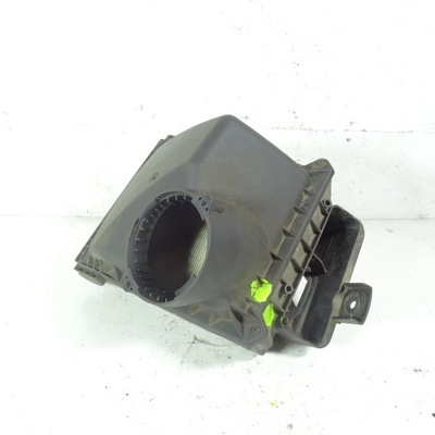 Audi a4 b7 корпус фільтра повітря 059133837af фото №1