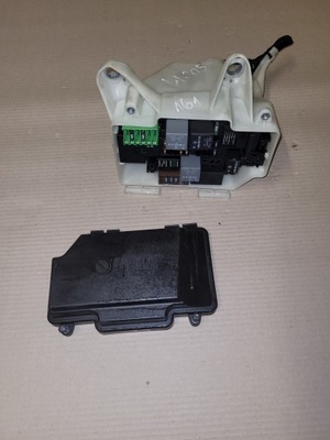 Mercedes w205 коробка запобіжників фото №1