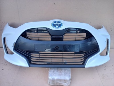 Toyota yaris iv 4 бампер передний решётка оригинал! фото №1