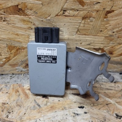 Toyota chr 1.2 модуль блок управления насоса топлива 8957010040 фото №1