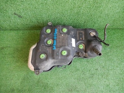 Бак adblue tucson ii lift 31500-d7900 фото №1