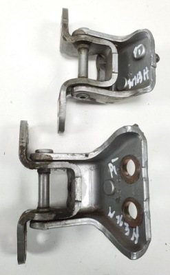 Петлі правий задній mercedes ml w163 пара фото №1