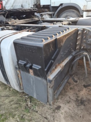 Основание кронштейн коробка аккумуляторов renault premium magnum dxi фото №1