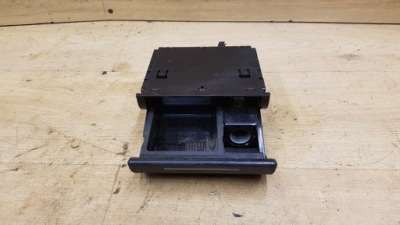 Пепельница audi a3 8l lift фото №1