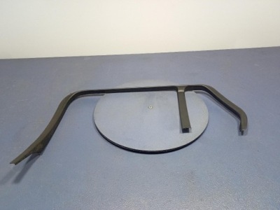 Volvo v60 i молдинг стекло дверь задний  правая задняя 1302144 фото №1