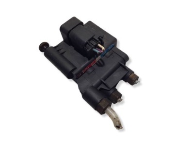 Розподільник молдинг airmatic mercedes ml w164 w251 gl x164 2513200158 фото №1