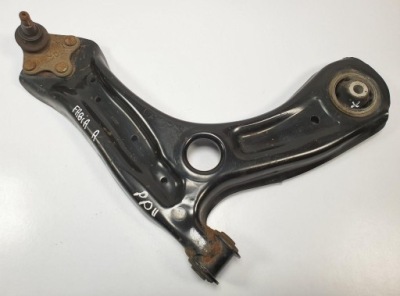 Рычаг правый перед skoda fabia 3 iii 6r0407152f фото №1