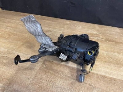 Корпус фильтра топлива range rover velar l560 оригинальный номер gx73-9d202-ae фото №1