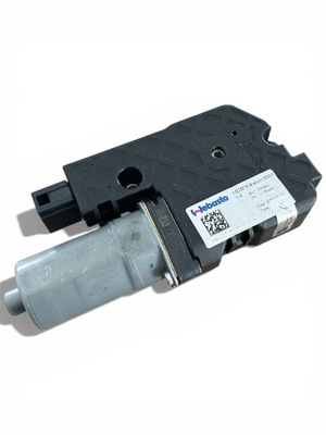 Vw t-roc моторчик люк 1739493 фото №1