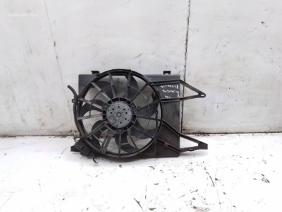 Opel vectra b 1.8 вентилятор радиатора 90499768 фото №1