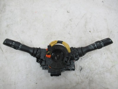 Перемикачі pod кермо toyota prius 2 ii фото №1