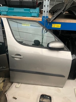 Дверь правый перед skoda roomster fl lf8h 10-15 фото №1