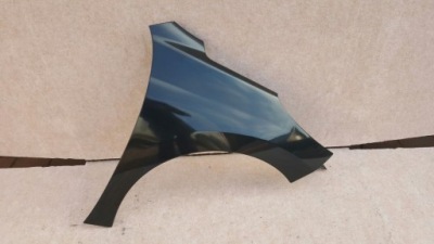 Крыло правый перед peugeot 207 фото №1