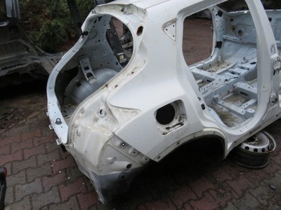 Чверть крила правий задня juke f15 фото №1