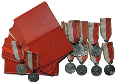 Medal 40 lecia PRL komplet z nadaniem