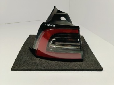 Tesla 3 iii рестайлинг  y my 20-лампа фара свет левый задний  led 1502086-00-d фото №1