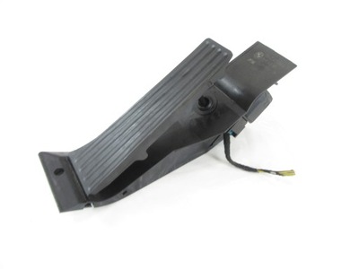 Педаль газу bmw e60 e61 e63 e64 e83 e84 e90 e91 f06 f10 f25 механічна коробка передач штекер фото №1