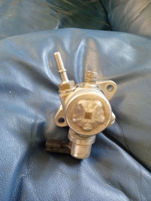 Nissan juke f15 1.2 dig-t насос пального помпа фото №1